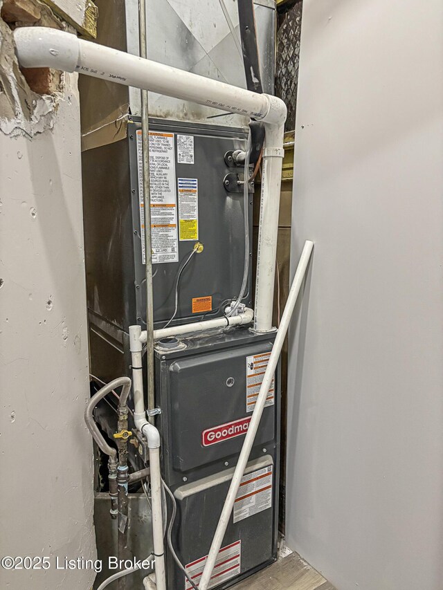 1724 Garland Ave, Louisville, KY 40210 - utilities with heating unit