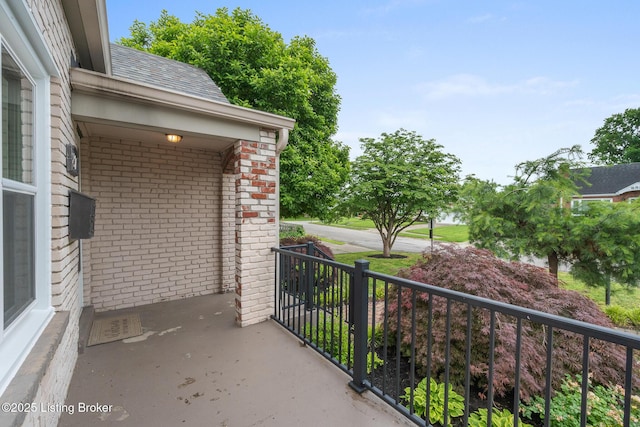 857 Melford Ave, Louisville, KY 40217 - view of balcony