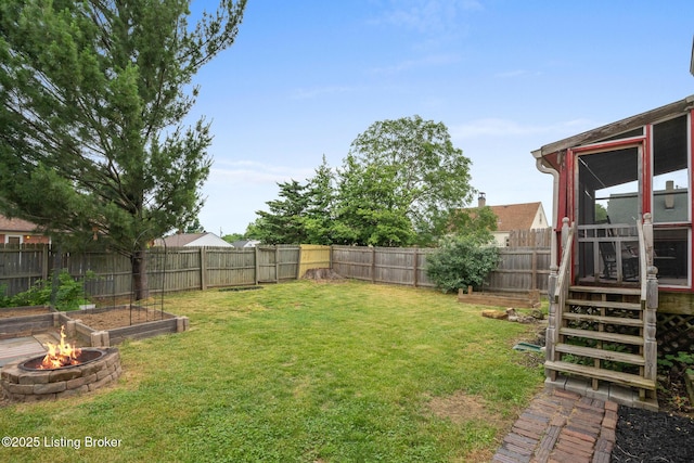 857 Melford Ave, Louisville, KY 40217 - view of yard featuring a fire pit and a garden