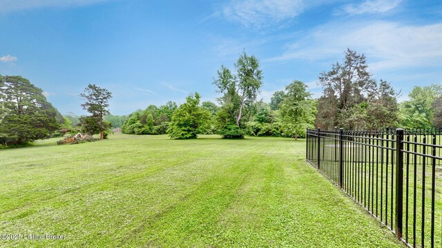 5801 Billtown Rd, Louisville, KY 40299 - photo 54