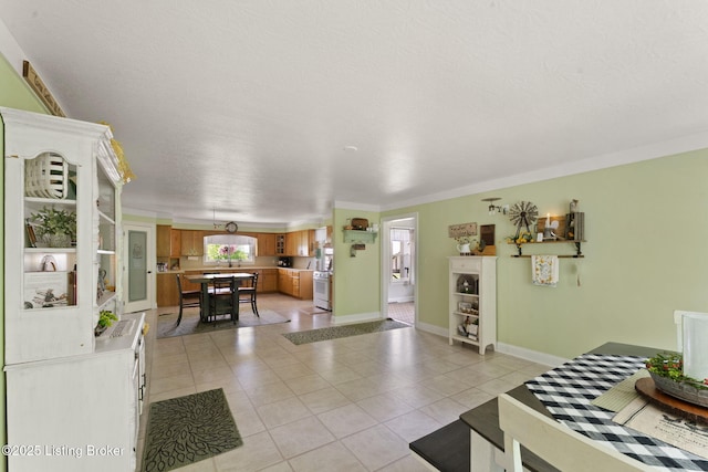 684 Cheslon Rd, Munfordville, KY 42765 - living area with light tile patterned floors and baseboards