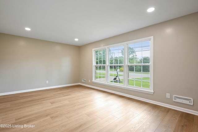 9707 Gateway Dr, Louisville, KY 40299 - empty room featuring baseboards, light wood-style flooring, and recessed lighting
