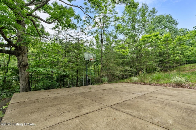 4011 Serendipity Ln, Louisville, KY 40272 - view of patio / terrace featuring basketball hoop