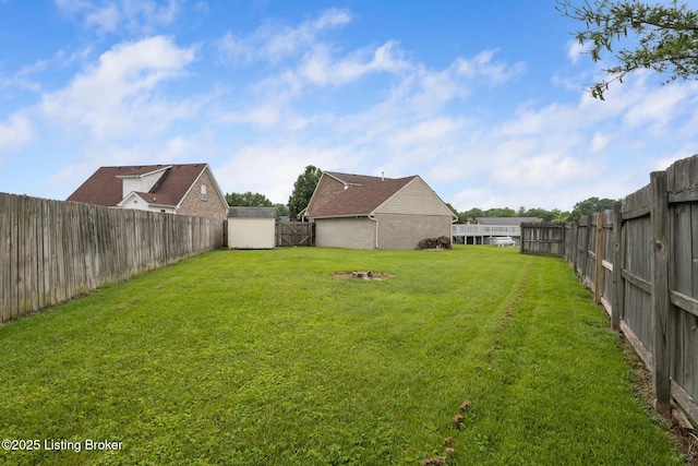 5704 Bartview Ct, Louisville, KY 40229 - view of yard