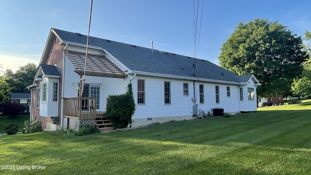 123 Westwind Trl, Bardstown, KY 40004 - back of house featuring cooling unit, a lawn, a deck, and a shingled roof