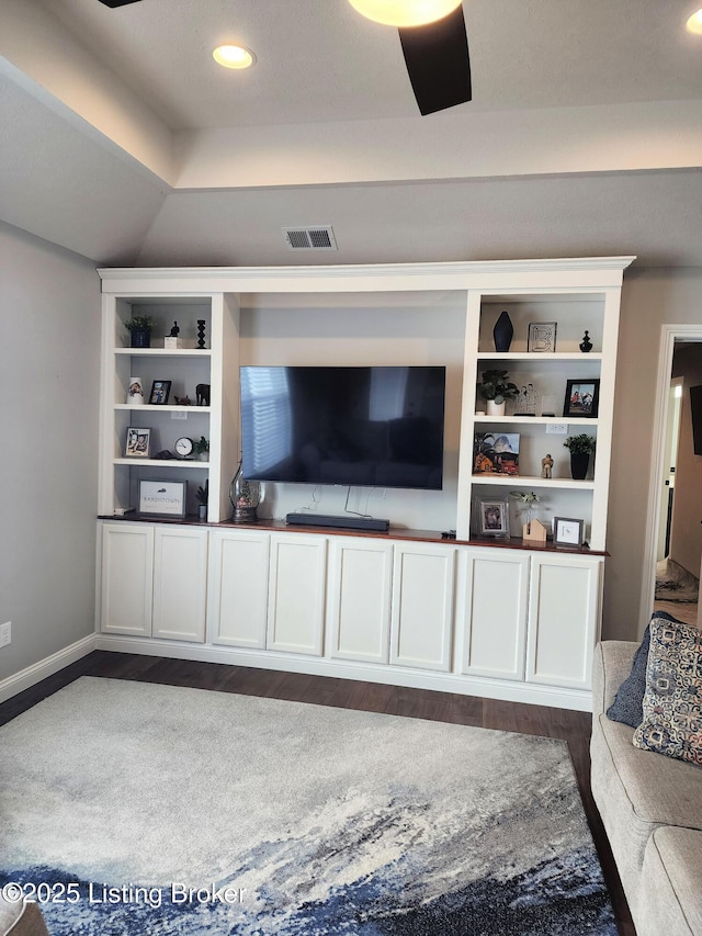 202 Elizabeth Way, Bardstown, KY 40004 - living area featuring dark wood-style flooring, recessed lighting, and baseboards