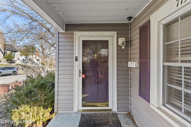 715 Woodland Ave, Frankfort, KY 40601 - doorway to property featuring a security system