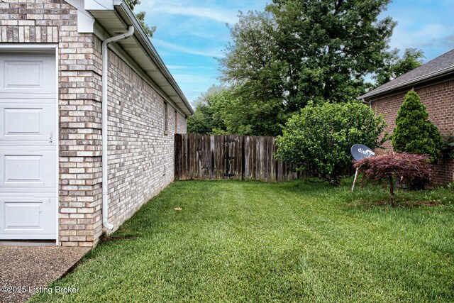 821 Shady Brook Ln, Louisville, KY 40229 - photo 31