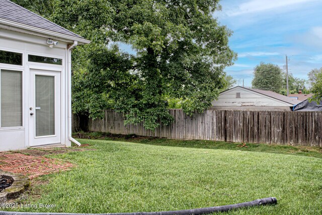 821 Shady Brook Ln, Louisville, KY 40229 - photo 32