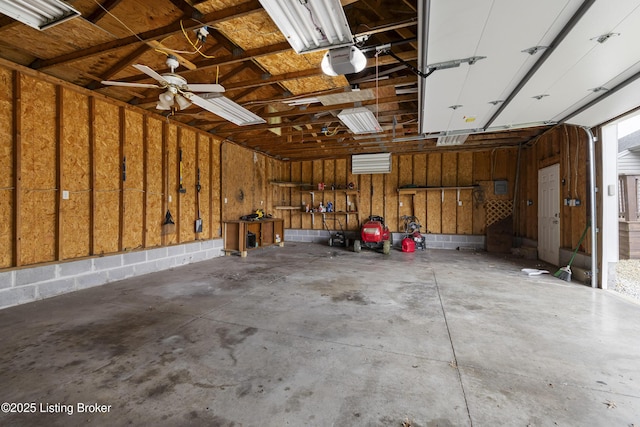 6821 James Madison Way, Louisville, KY 40272 - garage with a garage door opener