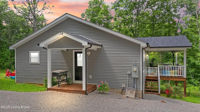 987 Wheelers Mill Rd, Munfordville, KY 42765 - view of front of property featuring roof with shingles and a porch