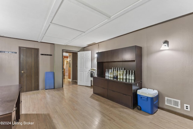 140 Ample Way, Shepherdsville, KY 40229 - living area with light wood-style floors and baseboards