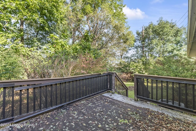 140 Ample Way, Shepherdsville, KY 40229 - view of deck