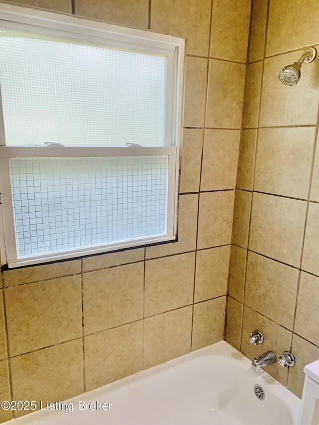 219 N 37th St, Louisville, KY 40212 - photo 10
