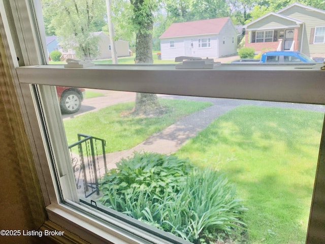 219 N 37th St, Louisville, KY 40212 - photo 12