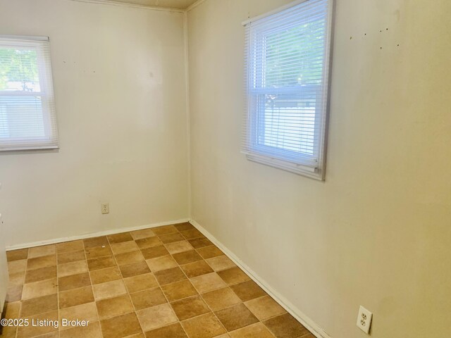 219 N 37th St, Louisville, KY 40212 - photo 5