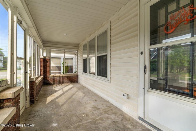 1907 Culbertson Ave, New Albany, IN 47150 - view of unfurnished sunroom