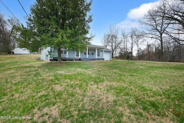 8400 Wisertown Rd, Louisville, KY 40214 - view of grassy yard