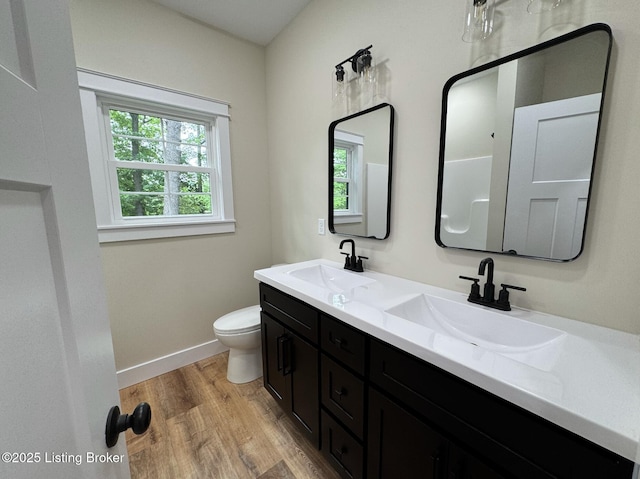 57 Malvern Ct, Brandenburg, KY 40108 - full bath featuring double vanity and wood finished floors