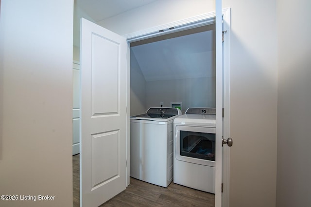 58 Sissy Ct, Elizabethtown, KY 42701 - laundry area featuring separate washer and dryer and wood finished floors