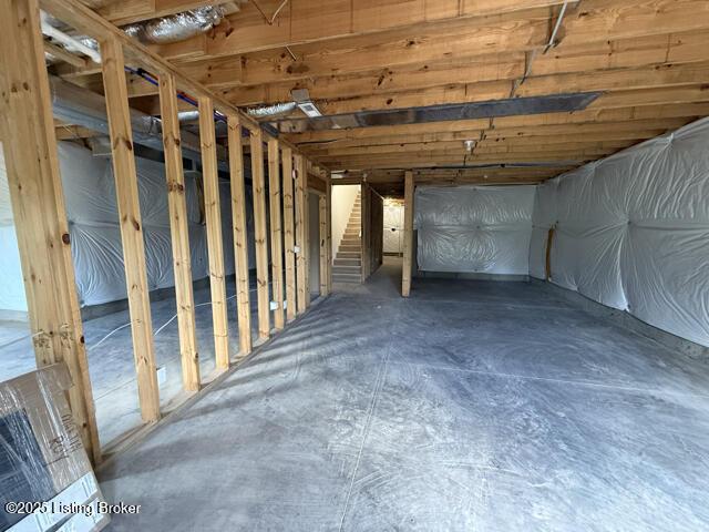 49 Roy Rd, Eastview, KY 42732 - basement with stairs