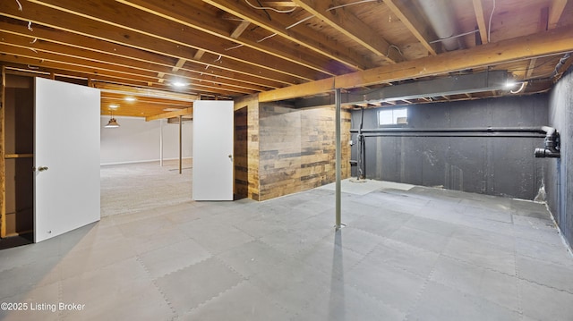 265 N Steedland Dr, Shepherdsville, KY 40229 - view of below grade area