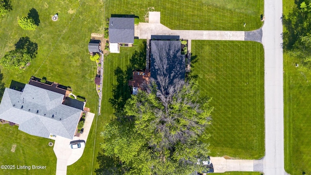 345 Lazy River Dr, Shepherdsville, KY 40165