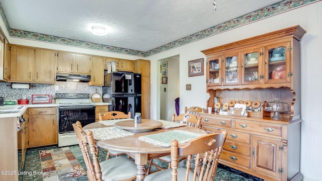 345 Lazy River Dr, Shepherdsville, KY 40165