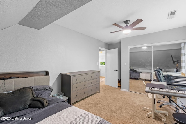 11805 Cedardale Rd, Anchorage, KY 40223 - bedroom featuring light carpet, ceiling fan, a closet, and baseboards