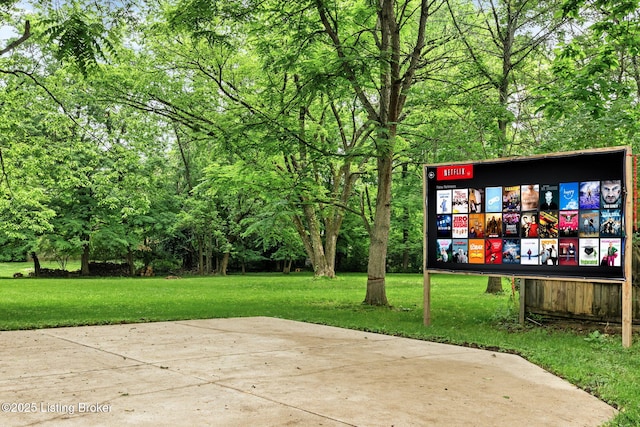 11805 Cedardale Rd, Anchorage, KY 40223 - view of community with a yard