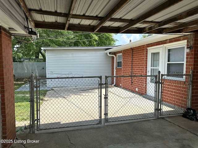 322 Mac Brae Rd, Louisville, KY 40214 - view of patio featuring a gate