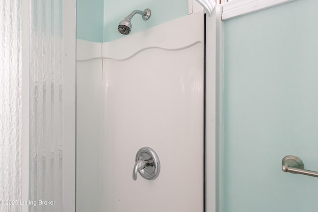 171 Williams Ct, Brooks, KY 40109 - bathroom view of a shower