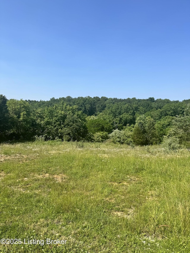 22 Meadowland Trl, Shepherdsville, KY 40165