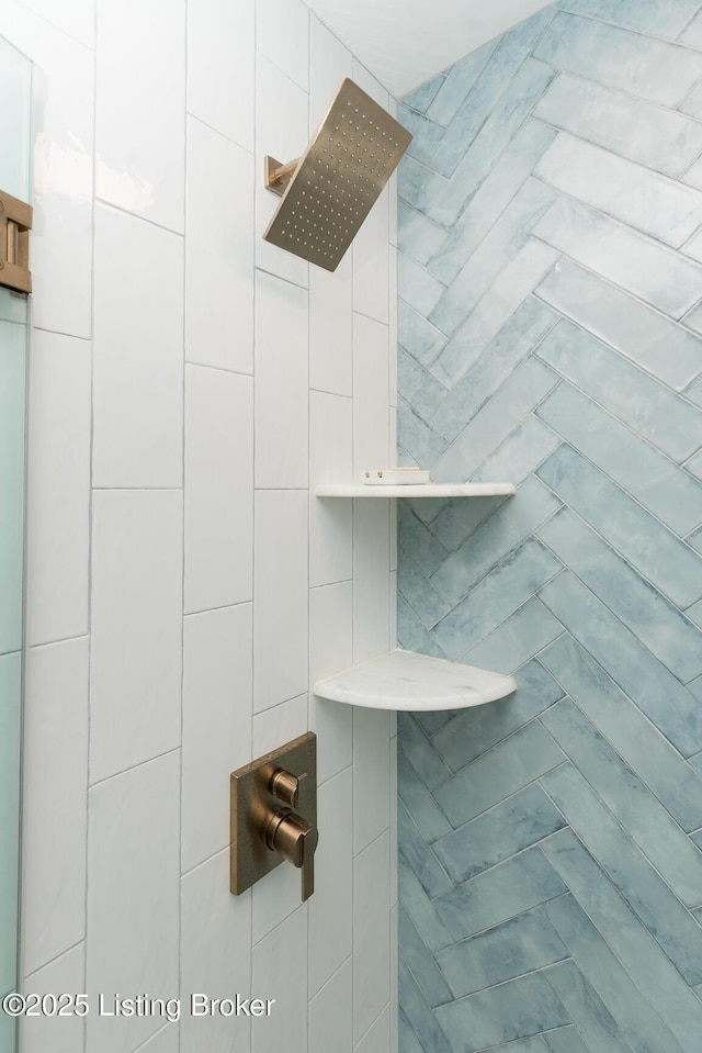 2401 Branning Rd, Thornhill, KY 40222 - full bath with a tile shower