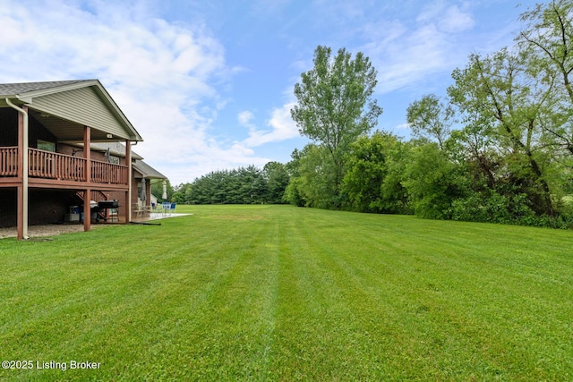 90 Chancellor Ct, Elizabethtown, KY 42701 - view of grassy yard featuring a wooden deck