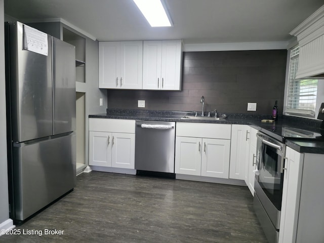 7125 Sky Blue Ave, Louisville, KY 40258 - kitchen featuring stainless steel appliances, a sink, dark countertops, white cabinetry, and dark wood-style flooring