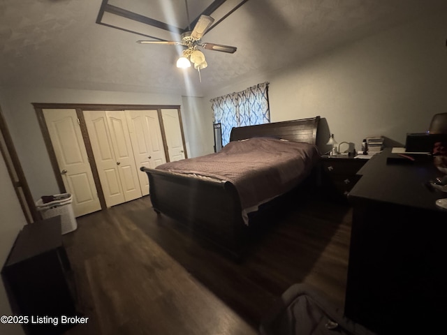 1103 Foxfire Rd, Bardstown, KY 40004 - bedroom featuring dark wood-style flooring, a closet, ceiling fan, and an office area