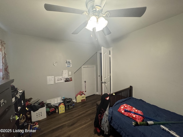 1103 Foxfire Rd, Bardstown, KY 40004 - bedroom featuring wood finished floors and a ceiling fan