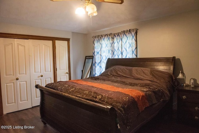 1103 Foxfire Rd, Bardstown, KY 40004 - bedroom with dark wood-style flooring, a closet, and ceiling fan