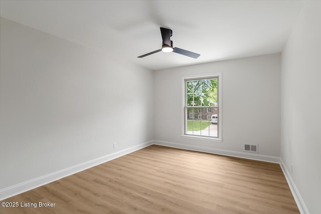 4205 Cottagehill Rd, Louisville, KY 40299 - unfurnished room with a ceiling fan, light wood-type flooring, and baseboards