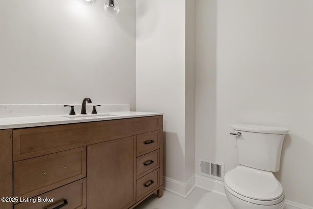 4205 Cottagehill Rd, Louisville, KY 40299 - bathroom with vanity and toilet