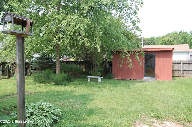 9530 Maple Rd, Louisville, KY 40229 - view of yard