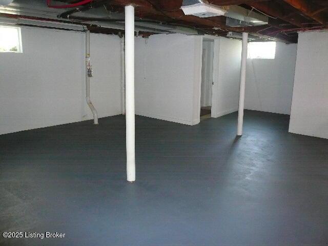 1411 Falcon Dr, Louisville, KY 40213 - view of basement