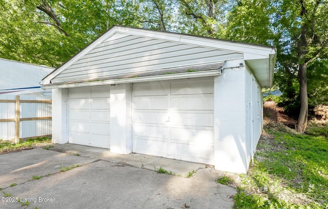 5100 Roederer Dr, Louisville, KY 40219 - photo 7