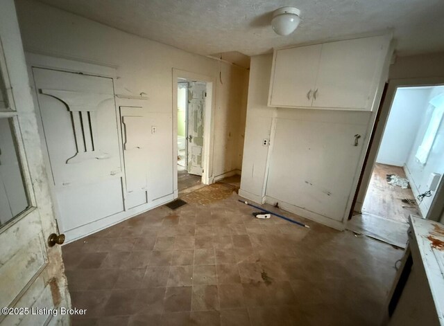 3610 Larkwood Ave, Louisville, KY 40212 - photo 9