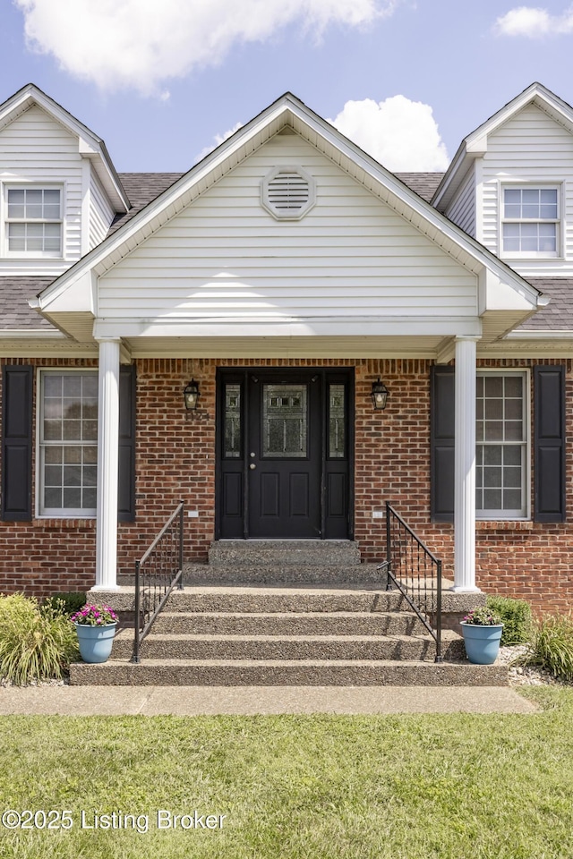 1124 Foxfire Rd, Bardstown, KY 40004 - entrance to property with brick siding and roof with shingles