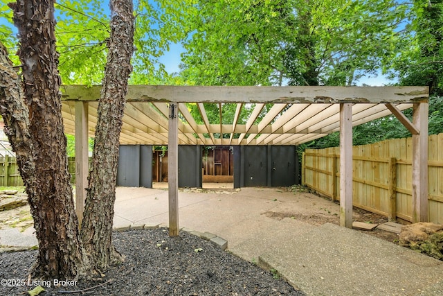 5115 Stony Brook Dr, Louisville, KY 40291 - view of yard