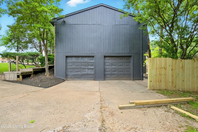 5115 Stony Brook Dr, Louisville, KY 40291 - view of detached garage