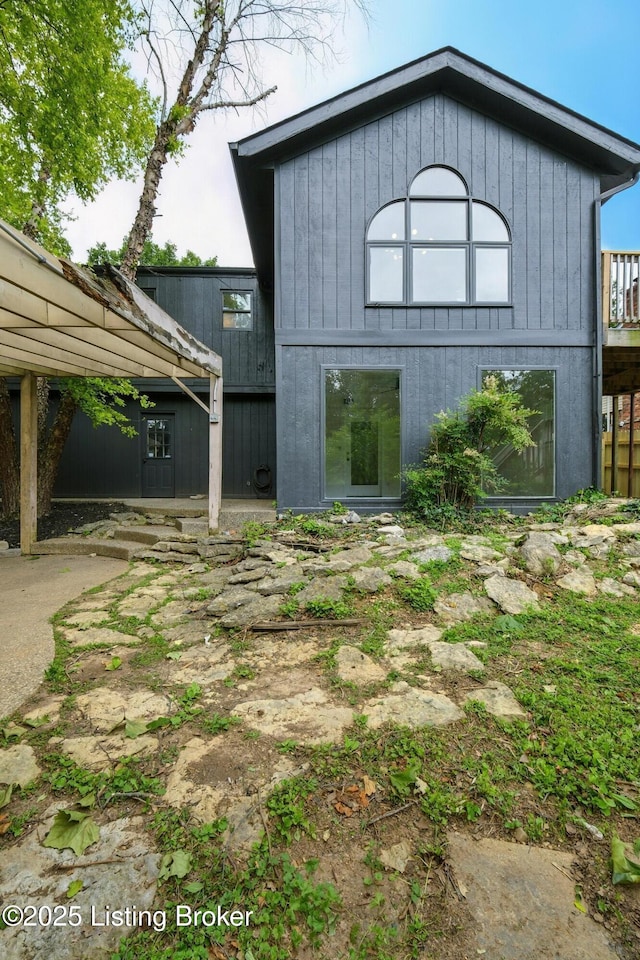 5115 Stony Brook Dr, Louisville, KY 40291 - view of rear view of property
