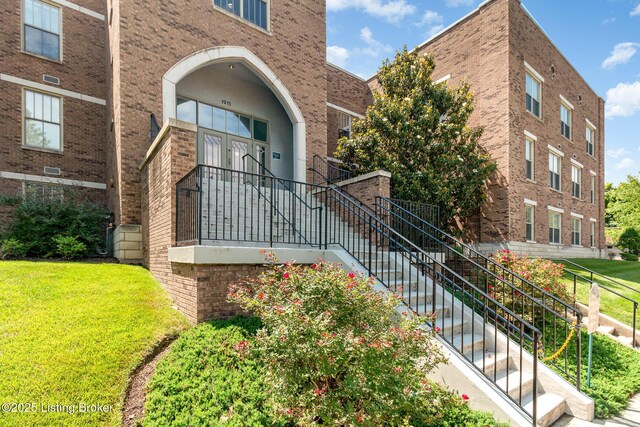 1915 Wrocklage Ave Unit 208, Louisville, KY 40205 - photo 1